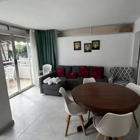 Aguamarina B Apartment *